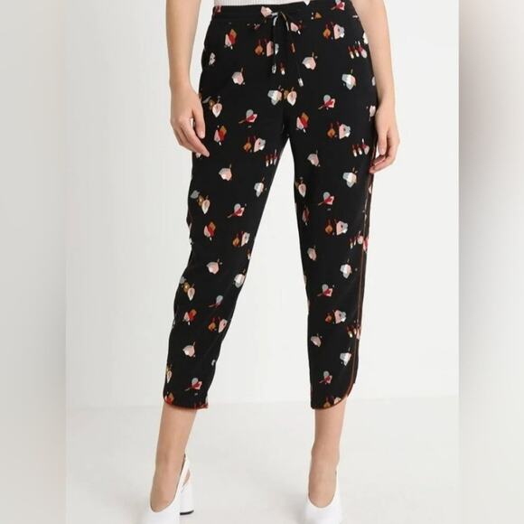NEW Ted Baker Flisie Color By Number Floral Drawstring Jogger Pant Size 3 (US 8) - Picture 2 of 11